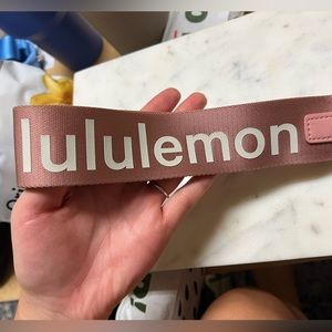 Lululemon Neverlost keychain
